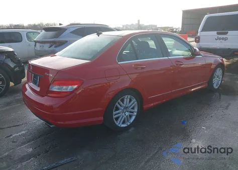 2009 Mercedes-Benz C 300 Luxury 4Matic/Sport 4Matic z USA, uszkodzony, nr VIN WDDGF81X39R084532